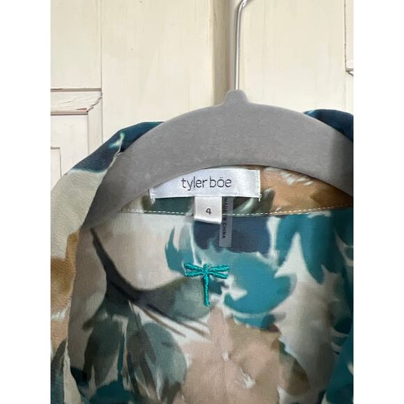 Tyler Boe size 4 silk floral blouse shirt top - Picture 2 of 3
